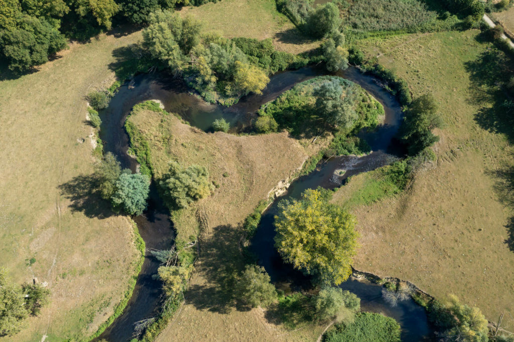 Drohnenaufnahme der Wurm als Herz Alsdorf Wurmtal- professionelle Tourismusfotografie